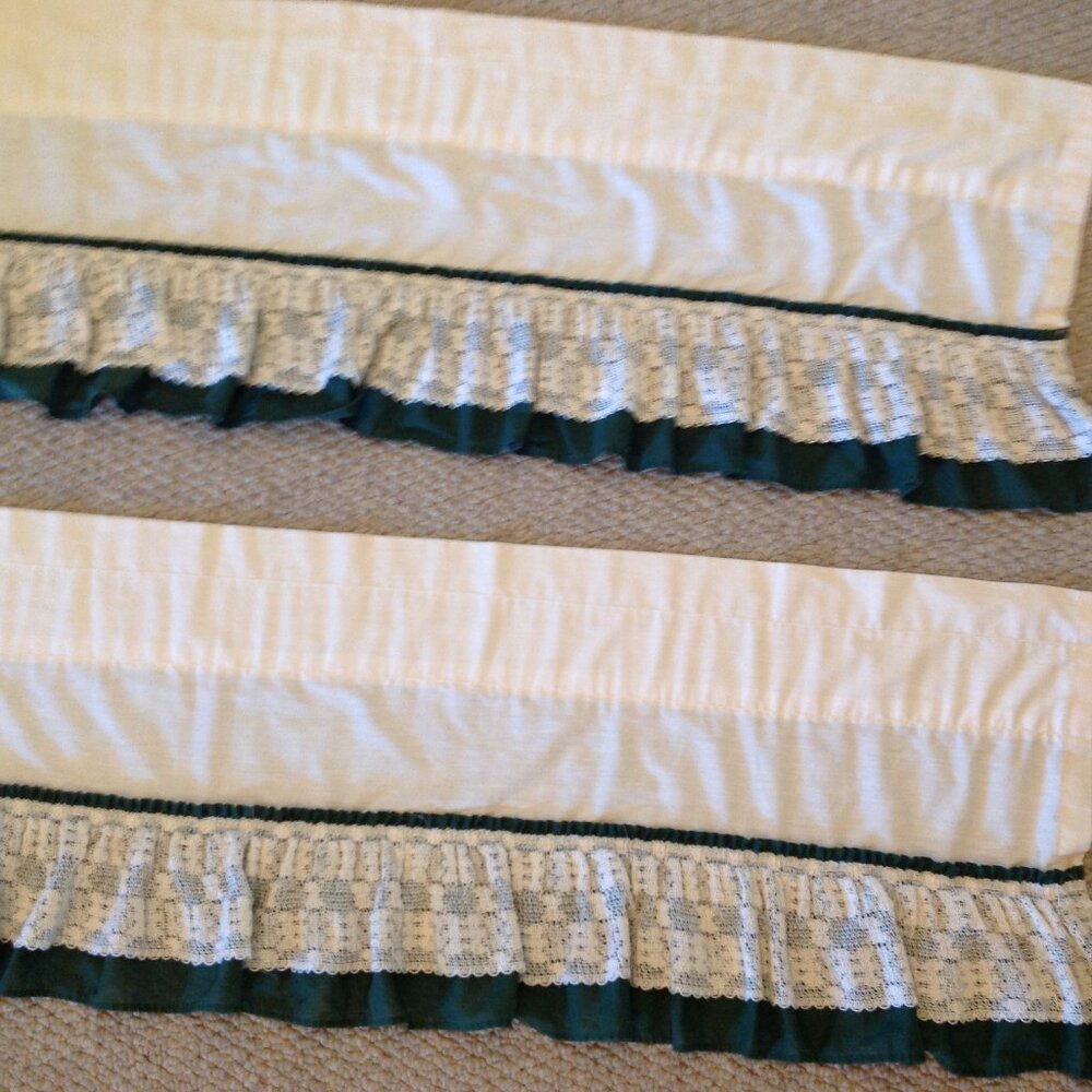 Curtains 32X30 32X24 59X16 24X15X41